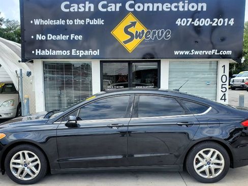 Used 2014 Ford Fusion SE FWD image 9