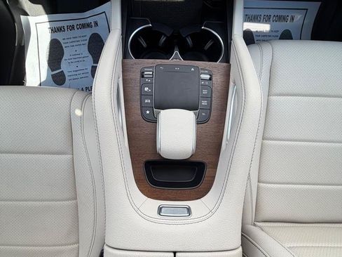 Used 2021 Mercedes-Benz GLE 350 image 23