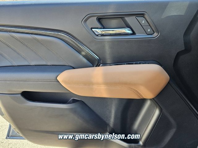 New 2025 GMC Canyon AT4 AWD/4WD image 15