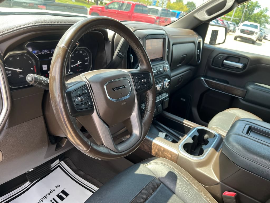 Used 2020 GMC Sierra 1500 Denali w/ Driver Alert Package II AWD/4WD image 15