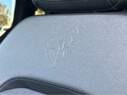 Used 2022 Ford Bronco Everglades image 41