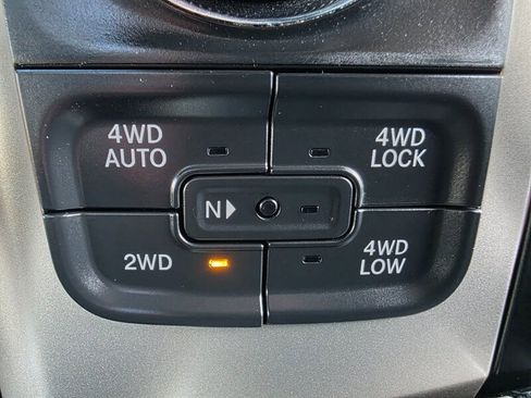 Used 2018 RAM 1500 Big Horn image 34