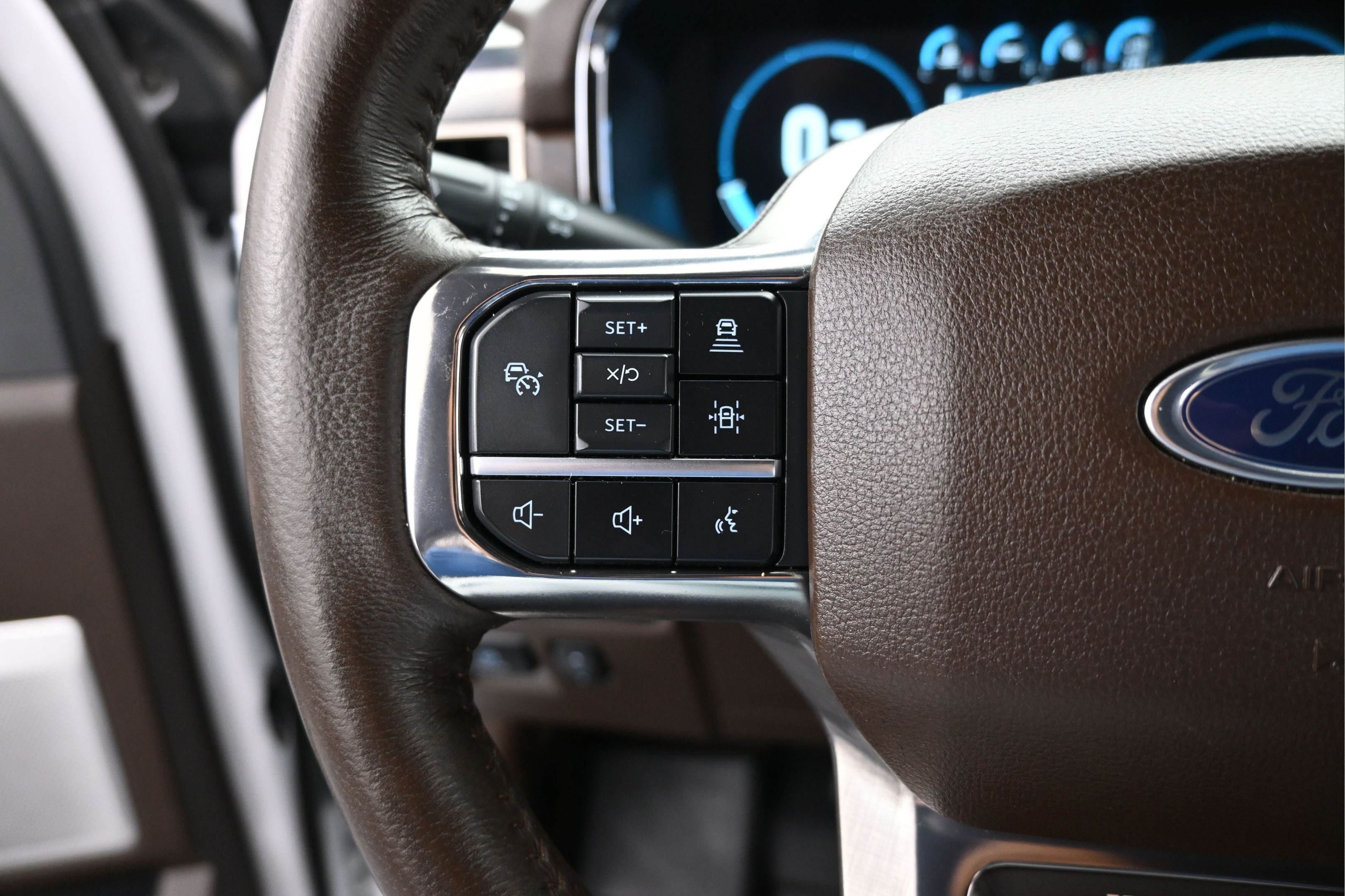 Used 2023 Ford F150 King Ranch w/ Equipment Group 601A High AWD/4WD image 14