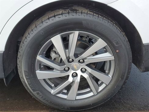 Used 2022 Chevrolet Equinox Premier image 34