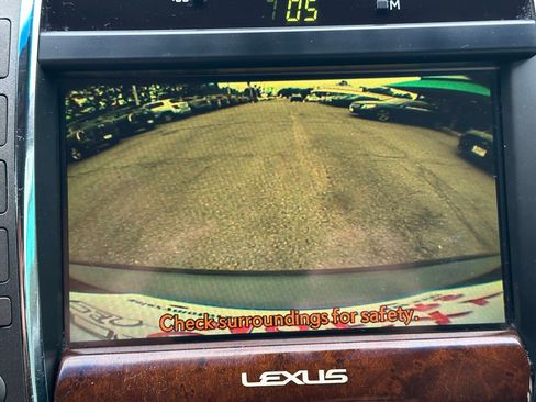 Used 2011 Lexus ES 350 FWD image 10