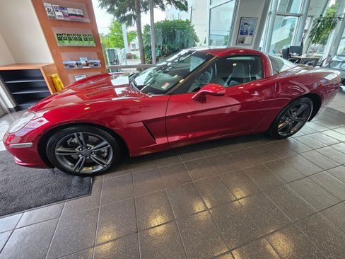 Used 2008 Chevrolet Corvette Coupe w/ Preferred Equipment Group RWD image 6
