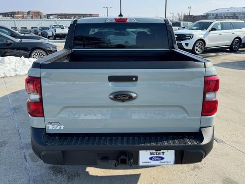 Certified 2024 Ford Maverick XLT w/ XLT Luxury Package image 9