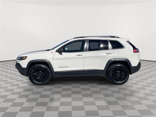 Used 2019 Jeep Cherokee Trailhawk AWD/4WD image 2