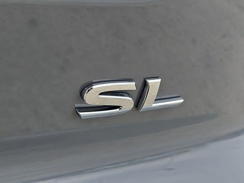 Used 2023 Nissan Pathfinder SL w/ SL Premium Package FWD image 9