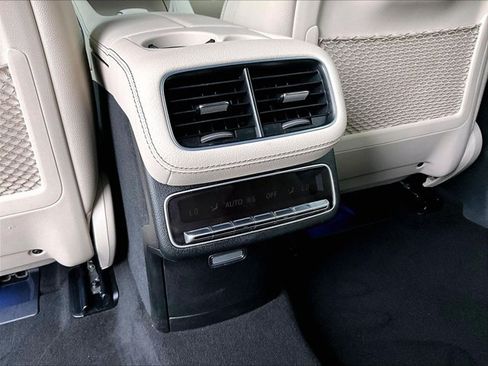Certified 2025 Mercedes-Benz GLS 450 4MATIC image 25