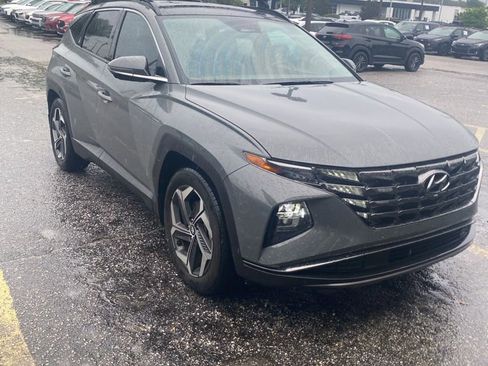 Used 2024 Hyundai Tucson Limited FWD image 2