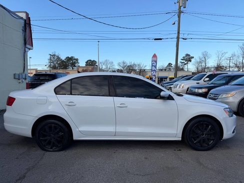 Used 2013 Volkswagen Jetta SE image 5