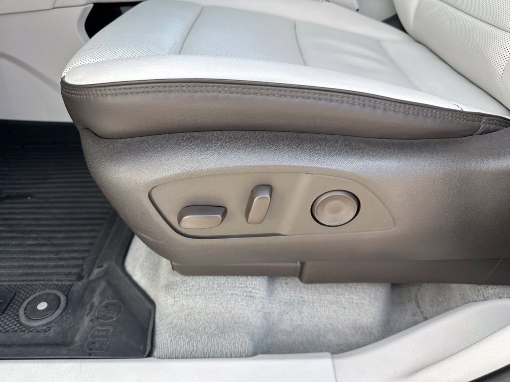 Used 2024 GMC Acadia Denali w/ Super Cruise Package AWD/4WD image 13