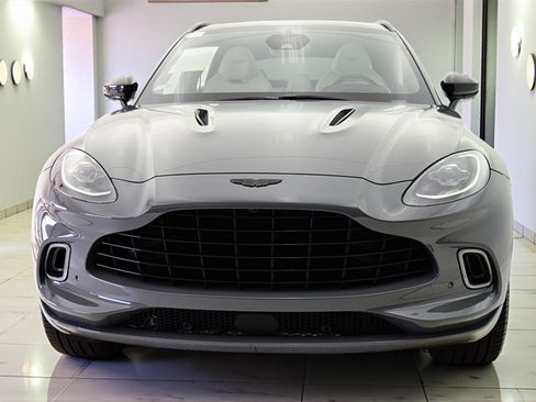 Used 2022 Aston Martin DBX DBX image 23
