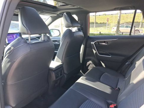 Used 2023 Toyota RAV4 XSE AWD/4WD image 7
