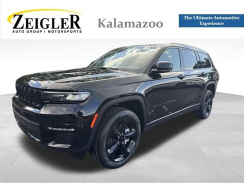 New 2025 Jeep Grand Cherokee L Limited w/ Black Appearance Package image 1