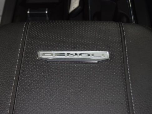 Used 2024 GMC Sierra 3500 Denali w/ Denali Reserve Package image 33