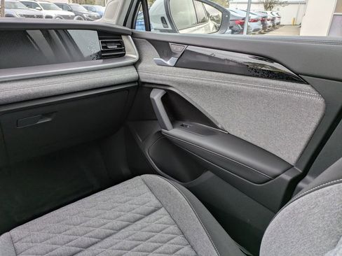 New 2026 Volkswagen Tiguan S FWD image 21