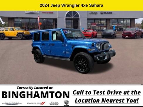 Used 2024 Jeep Wrangler Unlimited Sahara w/ Safety Group AWD/4WD image 1