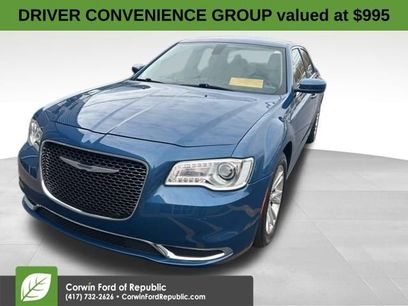 Used 2021 Chrysler 300 Touring w/ Driver Convenience Group