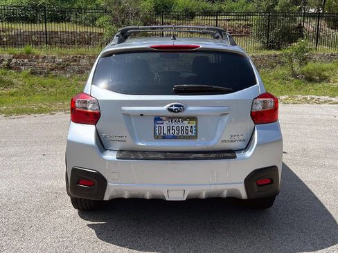 Used 2013 Subaru Crosstrek 2.0i Limited AWD/4WD image 12