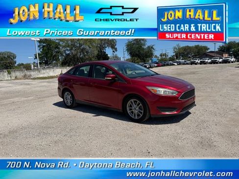 Used 2017 Ford Focus SE FWD image 17
