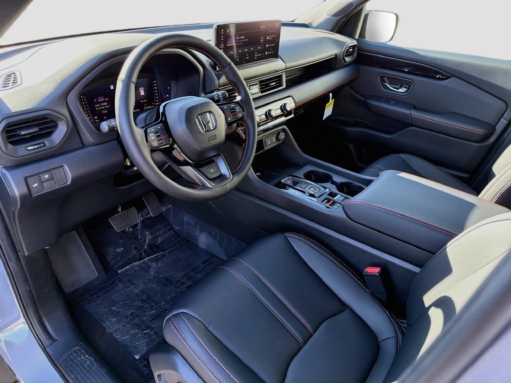 New 2026 Honda Pilot TrailSport image 6
