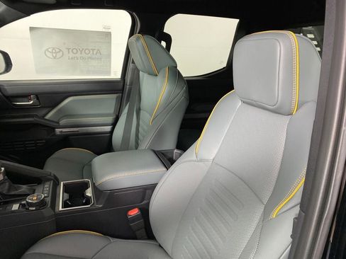 New 2025 Toyota Tacoma Trailhunter image 9