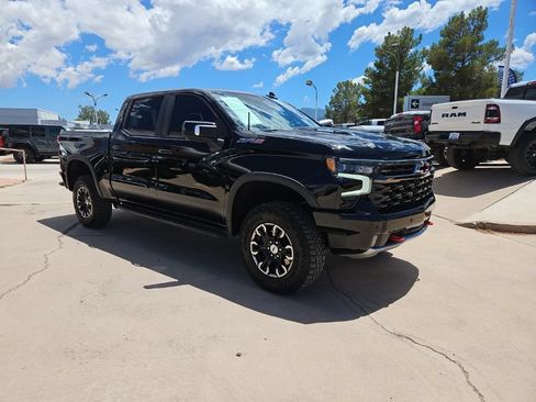 Used 2025 Chevrolet Silverado 1500 ZR2 w/ Technology Package AWD/4WD image 5