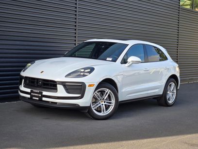 Certified 2025 Porsche Macan w/ Premium Package Plus