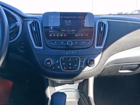 Used 2023 Chevrolet Malibu LT image 18