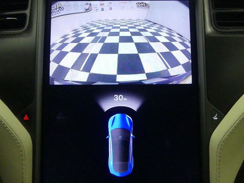 Used 2018 Tesla Model S AWD image 11