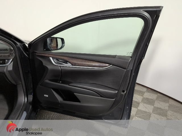 Used 2013 Cadillac XTS Premium AWD/4WD image 36