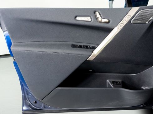 Used 2024 BMW iX M60 image 51