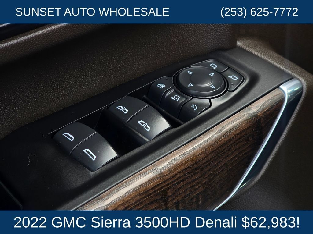 Used 2022 GMC Sierra 3500 Denali w/ Denali Ultimate Package AWD/4WD image 27