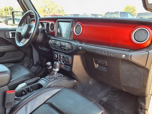 Used 2019 Jeep Wrangler Unlimited Rubicon w/ Dual Top Group image 11