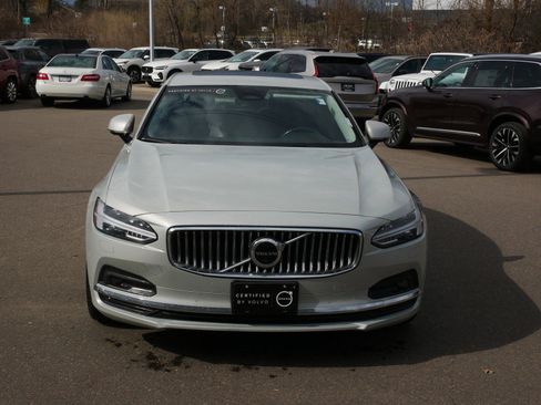 Certified 2022 Volvo S90 B6 Inscription w/ Advanced Package image 2