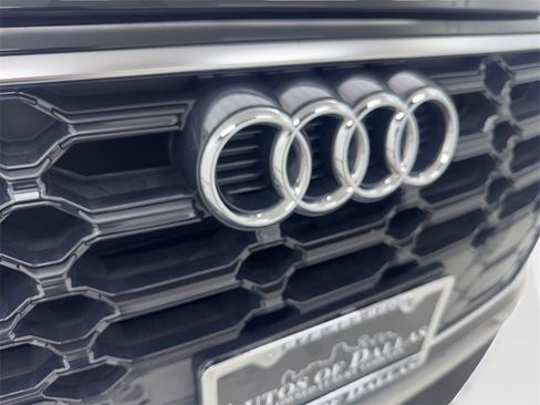 Used 2022 Audi Q5 2.0T Premium w/ Convenience Package image 26