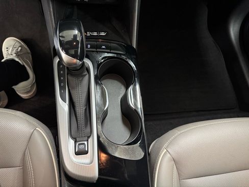 Used 2024 Buick Envista Avenir image 22