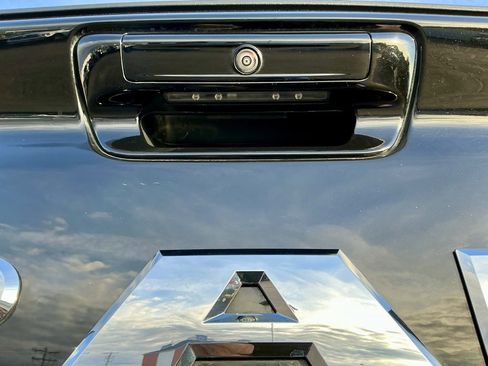 Used 2025 RAM 1500 Limited w/ Trailer Tow Group image 15