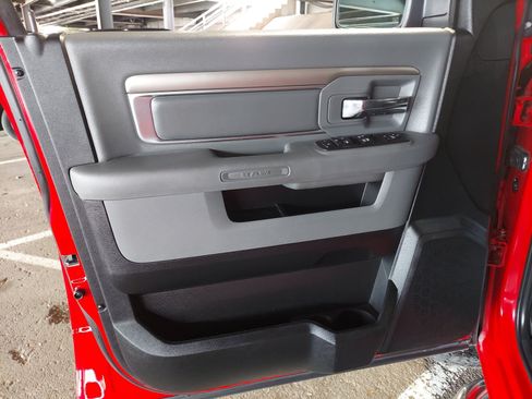 Used 2018 RAM 1500 Lone Star AWD/4WD image 28