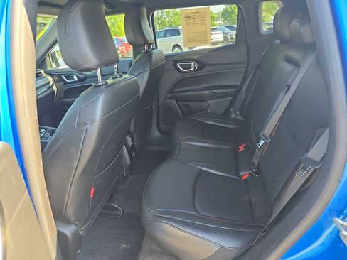 Used 2024 Jeep Compass Trailhawk AWD/4WD image 13
