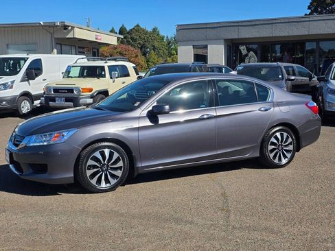 Used 2015 Honda Accord Touring image 34