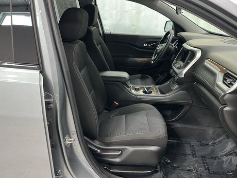 Used 2023 GMC Acadia SLE w/ Driver Convenience Package image 26
