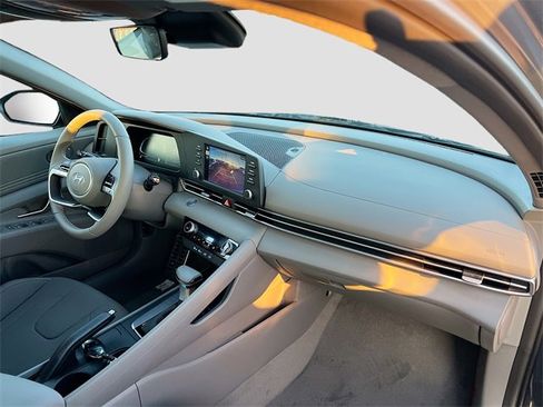 New 2026 Hyundai Elantra Sport image 25