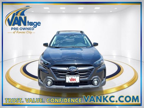 Certified 2024 Subaru Outback Premium AWD/4WD image 2