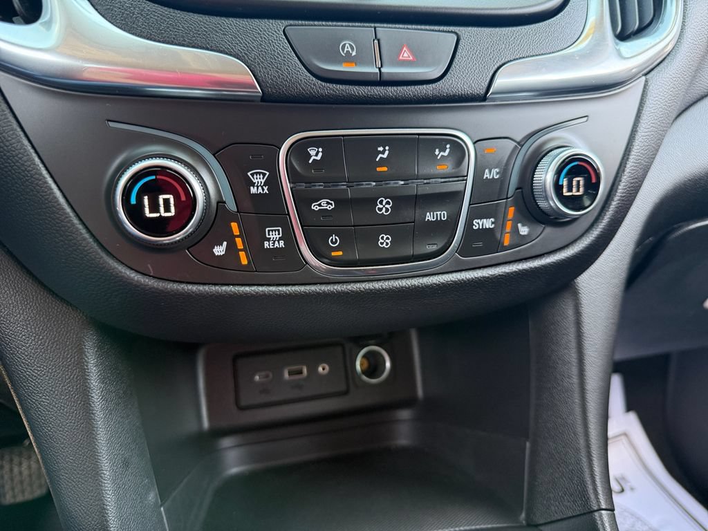 Used 2024 Chevrolet Equinox LT AWD/4WD image 32