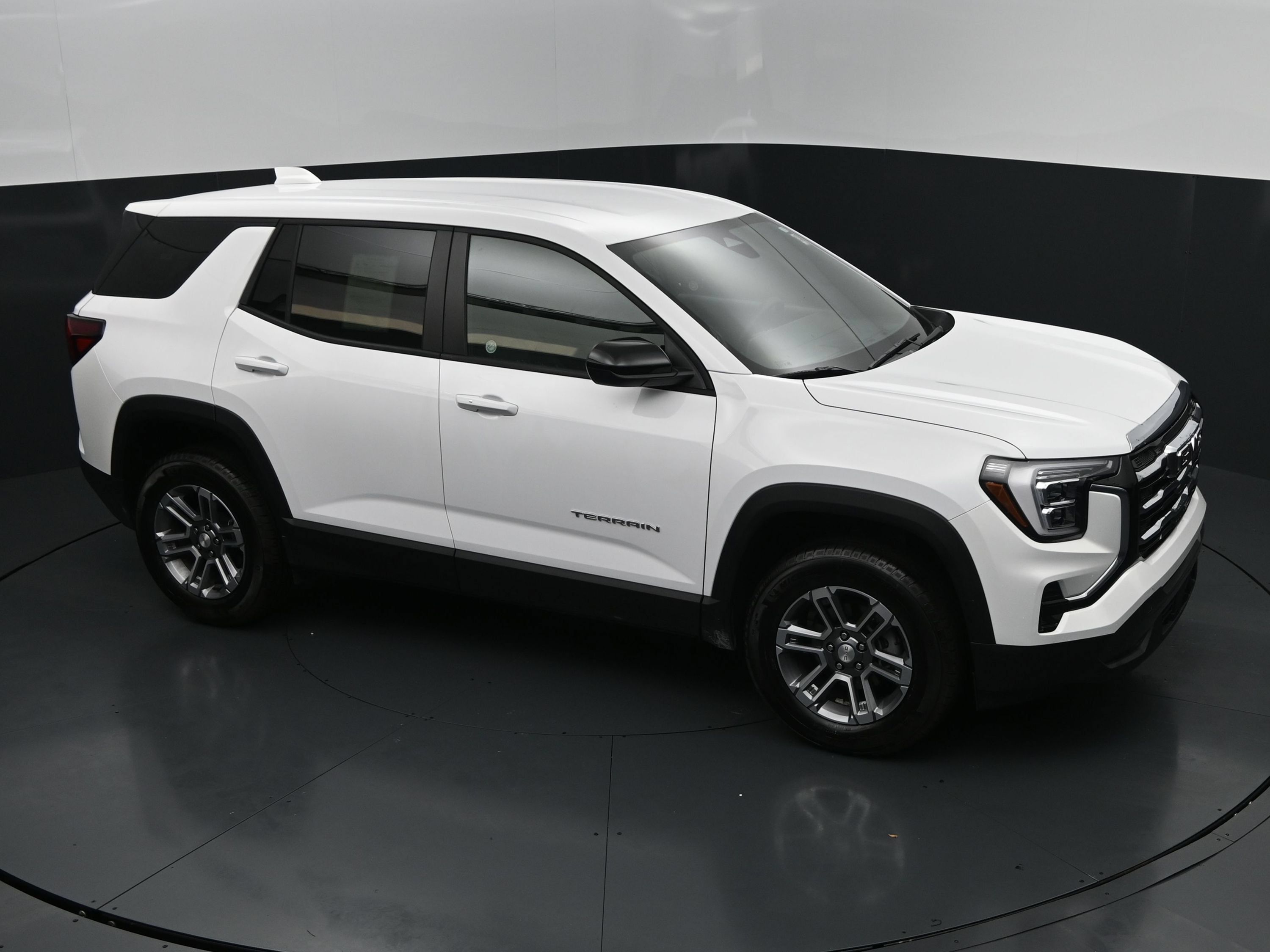 Used 2026 GMC Terrain Elevation FWD image 33