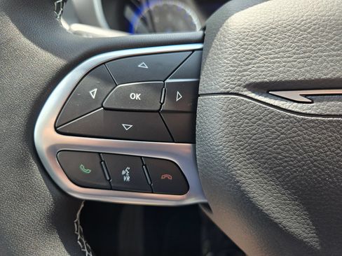 New 2027 Chrysler Pacifica Select FWD image 26