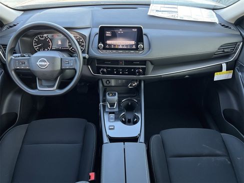 New 2026 Nissan Rogue S image 8